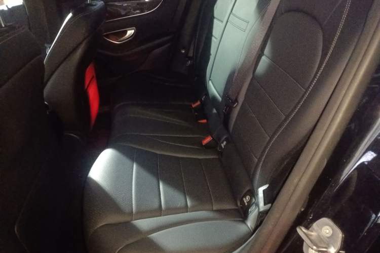 Used Mercedes-Benz GLC 2018 GLC 260 4MATIC Dynamic Edition Left Rear Seat