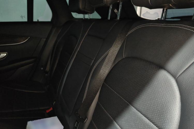 Used Mercedes-Benz GLC 2018 GLC 260 4MATIC Dynamic Edition Left Rear Seat
