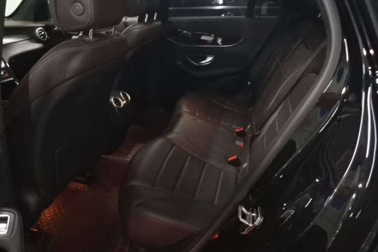 Used Mercedes-Benz GLC 2018 Facelift GLC 260 4MATIC Luxury Edition Left Rear Seat