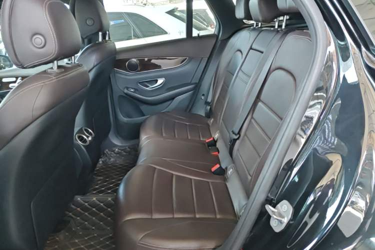 Used Mercedes-Benz GLC 2018 Facelifted GLC 260 4MATIC Dynamic Edition Left Rear Seat