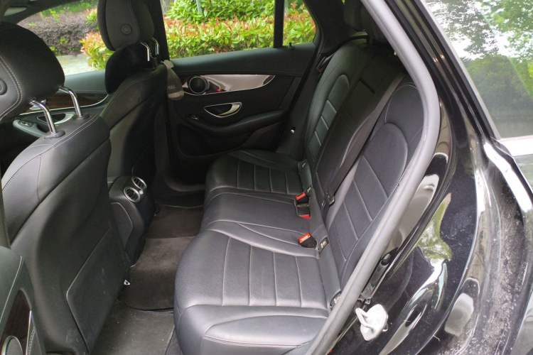 Used Mercedes-Benz GLC 2018 GLC 260 4MATIC Luxury Model Left Rear Seat