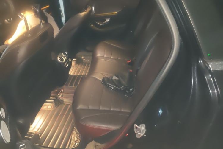 Used Mercedes-Benz GLC 2018 GLC 300 4MATIC Sport Edition Left Rear Seat