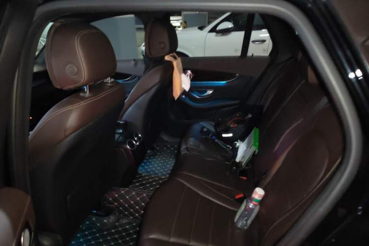 Used Mercedes-Benz GLC 2018 Facelifted GLC 260 4MATIC Dynamic Edition Left Rear Seat