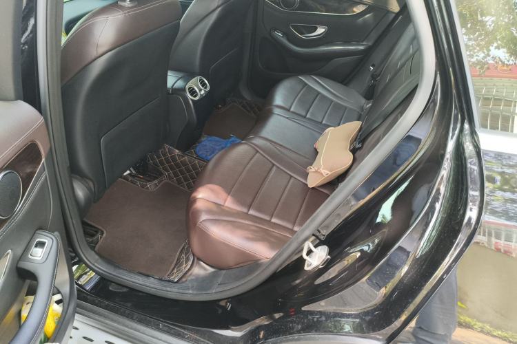 Used Mercedes-Benz GLC 2018 Facelift GLC 260 4MATIC Luxury Edition Left Rear Seat