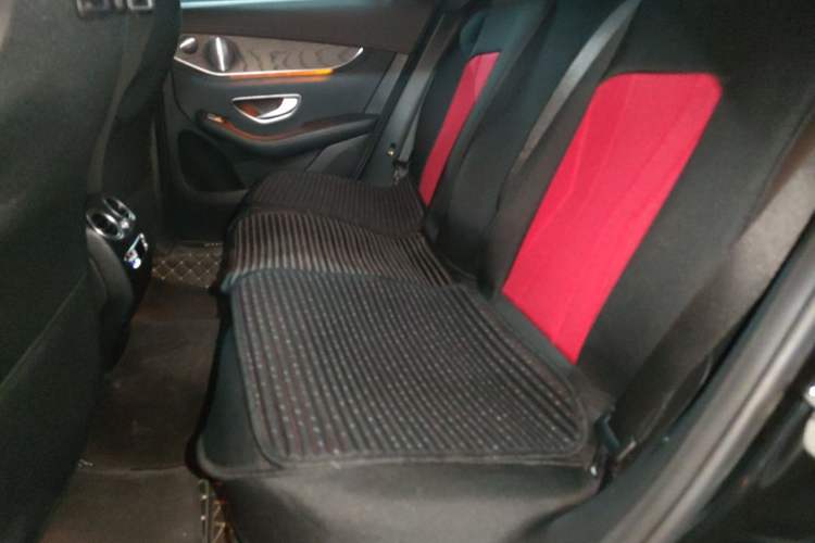 Used Mercedes-Benz GLC 2018 Refreshed GLC 300 4MATIC Dynamic Edition Left Rear Seat