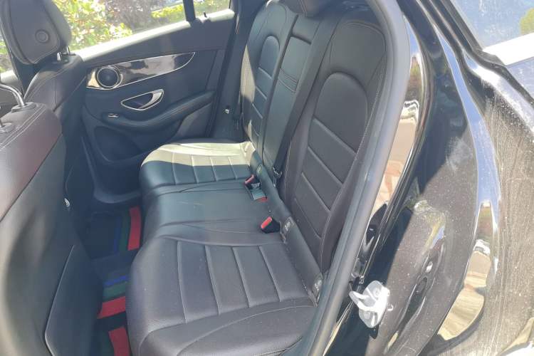 Used Mercedes-Benz GLC 2018 GLC 260 4MATIC Dynamic Edition Left Rear Seat