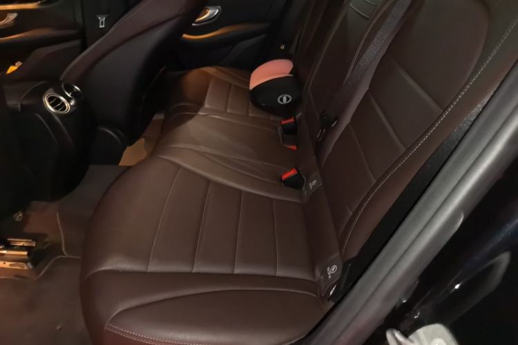 Used Mercedes-Benz GLC 2018 GLC 260 4MATIC Luxury Model Left Rear Seat