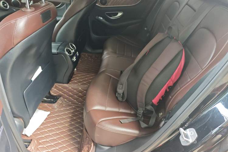 Used Mercedes-Benz GLC 2018 GLC 300 4MATIC Sport Edition Left Rear Seat