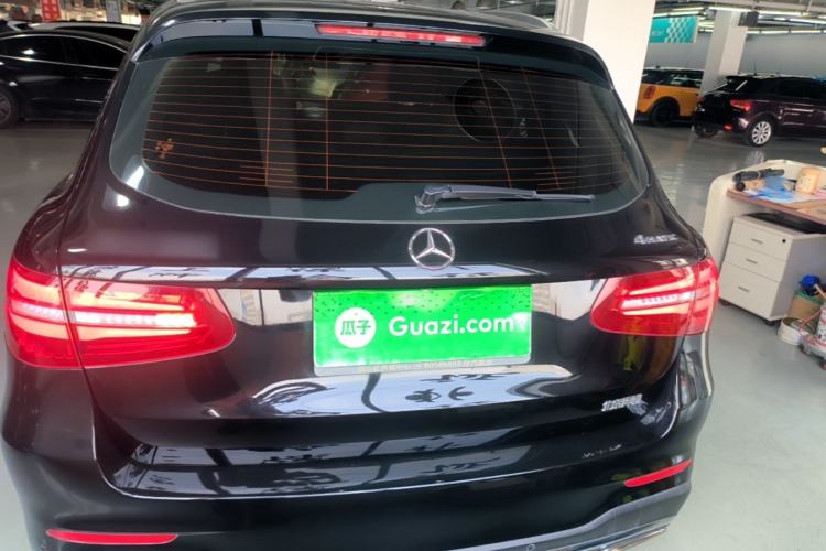Used Mercedes-Benz GLC 2018 GLC 260 4MATIC Luxury Model Rear