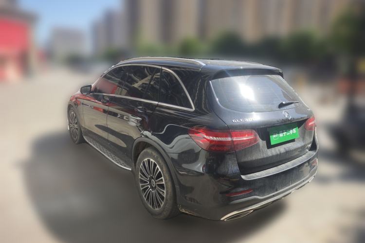 Used Mercedes-Benz GLC 2018 GLC 260 4MATIC Luxury Model Rear Left 45 Deg