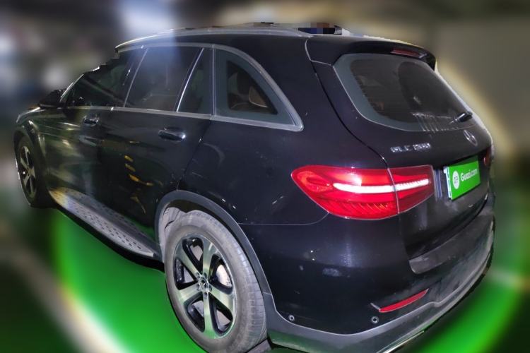 Used Mercedes-Benz GLC 2018 GLC 260 4MATIC Luxury Model Rear Left 45 Deg