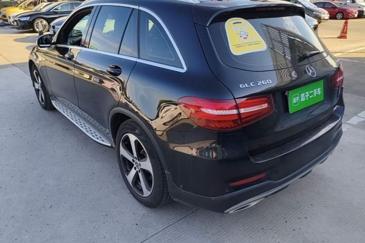 Used Mercedes-Benz GLC 2018 Facelift GLC 260 4MATIC Luxury Edition Rear Left 45 Deg