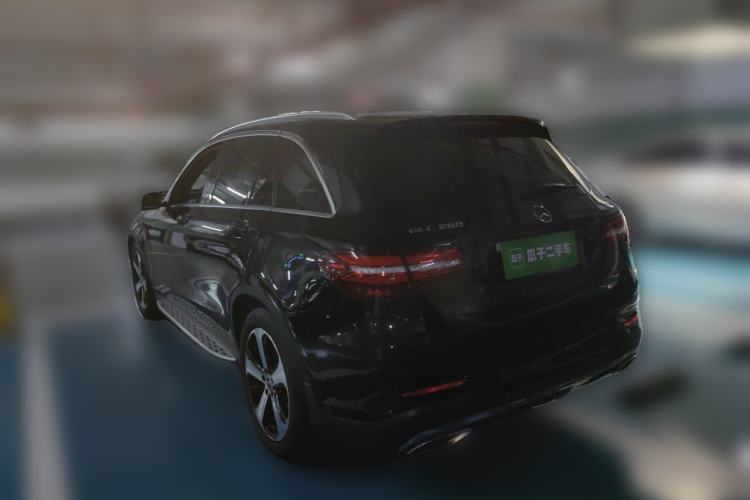 Used Mercedes-Benz GLC 2018 Facelift GLC 260 4MATIC Luxury Edition Rear Left 45 Deg