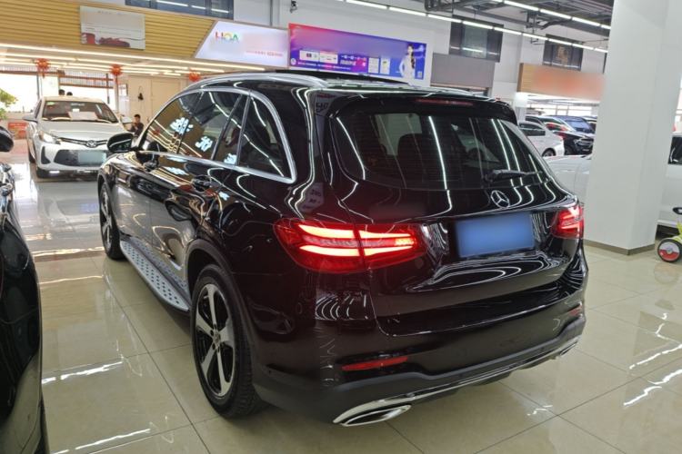 Used Mercedes-Benz GLC 2018 Facelift GLC 260 4MATIC Luxury Edition Rear Left 45 Deg