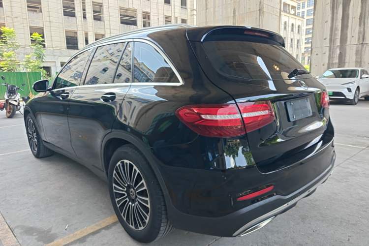 Used Mercedes-Benz GLC 2018 Facelifted GLC 260 4MATIC Dynamic Edition Rear Left 45 Deg