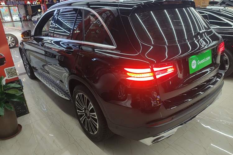 Used Mercedes-Benz GLC 2018 Facelift GLC 200 4MATIC Rear Left 45 Deg