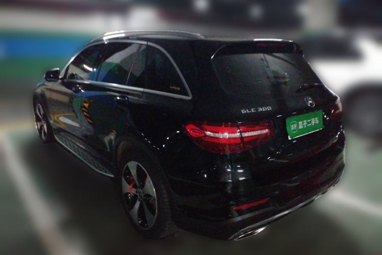 Used Mercedes-Benz GLC 2018 Refreshed GLC 300 4MATIC Dynamic Edition Rear Left 45 Deg