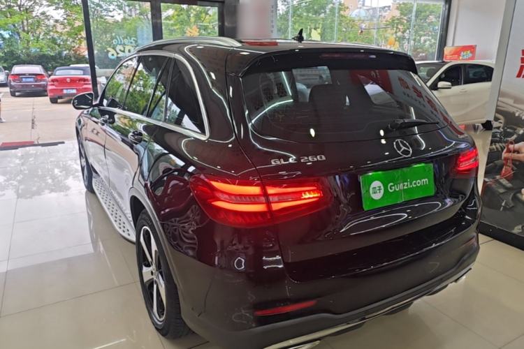 Used Mercedes-Benz GLC 2018 Facelift GLC 260 4MATIC Luxury Edition Rear Left 45 Deg
