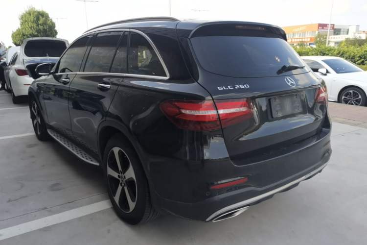 Used Mercedes-Benz GLC 2018 Facelift GLC 260 4MATIC Luxury Edition Rear Left 45 Deg