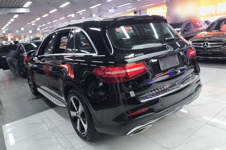 Used Mercedes-Benz GLC 2018 Facelift GLC 260 4MATIC Luxury Edition Rear Left 45 Deg