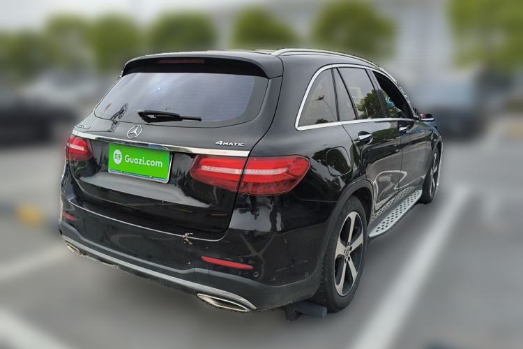 Used Mercedes-Benz GLC 2018 Facelift GLC 260 4MATIC Luxury Edition Rear Right 45 Deg