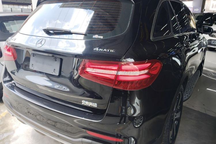 Used Mercedes-Benz GLC 2018 Facelift GLC 260 4MATIC Luxury Edition Rear Right 45 Deg