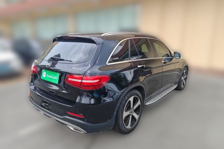 Used Mercedes-Benz GLC 2018 Facelift GLC 260 4MATIC Luxury Edition Rear Right 45 Deg