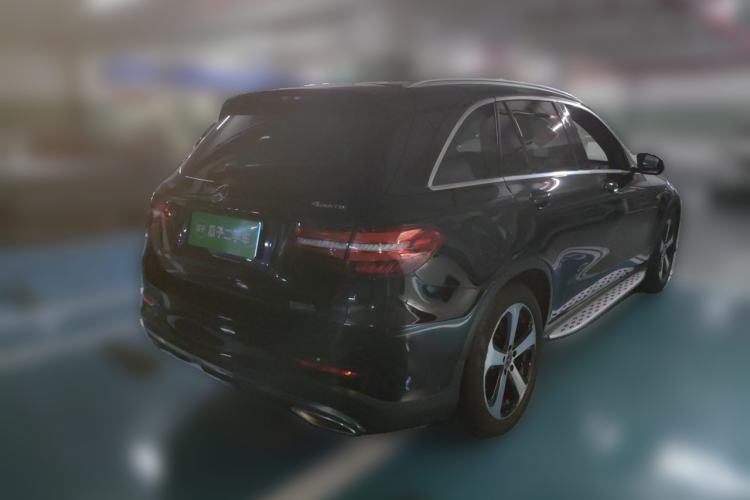 Used Mercedes-Benz GLC 2018 Facelift GLC 260 4MATIC Luxury Edition Rear Right 45 Deg