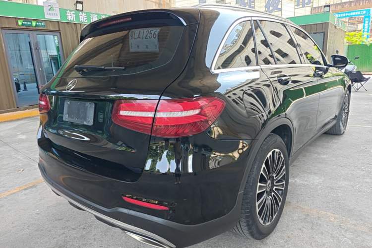 Used Mercedes-Benz GLC 2018 Facelifted GLC 260 4MATIC Dynamic Edition Rear Right 45 Deg