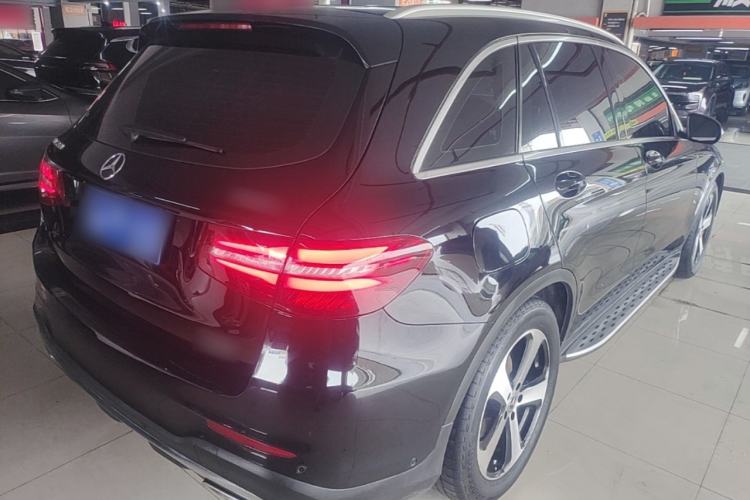 Used Mercedes-Benz GLC 2018 Facelift GLC 260 4MATIC Luxury Edition Rear Right 45 Deg