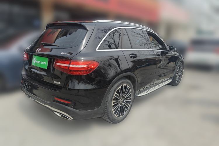 Used Mercedes-Benz GLC 2018 GLC 260 4MATIC Luxury Model Rear Right 45 Deg