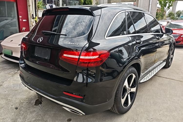Used Mercedes-Benz GLC 2018 Facelift GLC 260 4MATIC Luxury Edition Rear Right 45 Deg