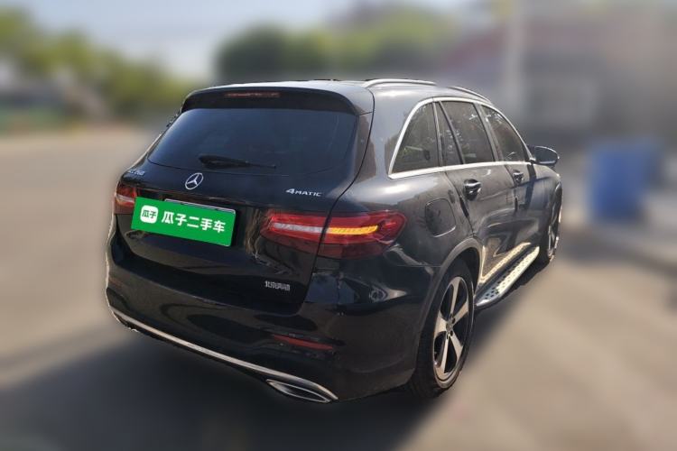 Used Mercedes-Benz GLC 2018 GLC 260 4MATIC Luxury Model Rear Right 45 Deg
