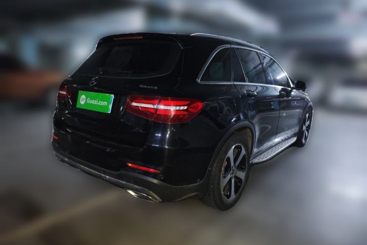 Used Mercedes-Benz GLC 2018 GLC 260 4MATIC Luxury Model Rear Right 45 Deg