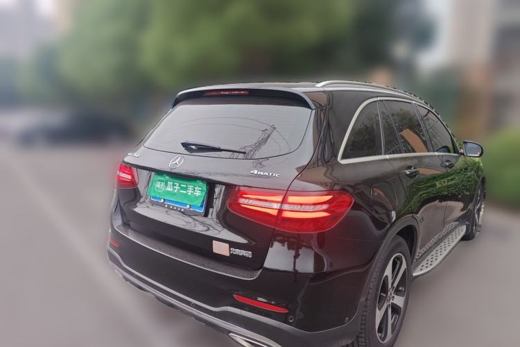 Used Mercedes-Benz GLC 2018 GLC 260 4MATIC Luxury Model Rear Right 45 Deg
