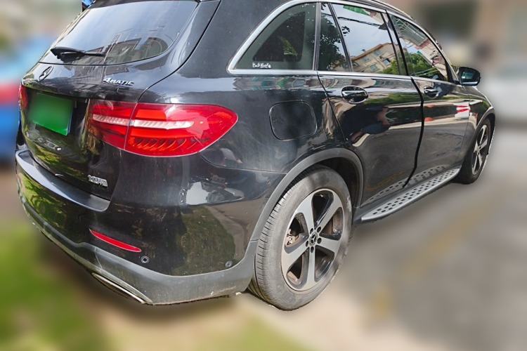 Used Mercedes-Benz GLC 2018 Facelift GLC 260 4MATIC Luxury Edition Rear Right 45 Deg