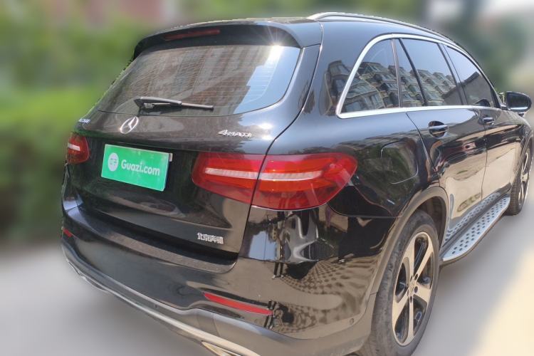 Used Mercedes-Benz GLC 2018 Facelift GLC 260 4MATIC Luxury Edition Rear Right 45 Deg