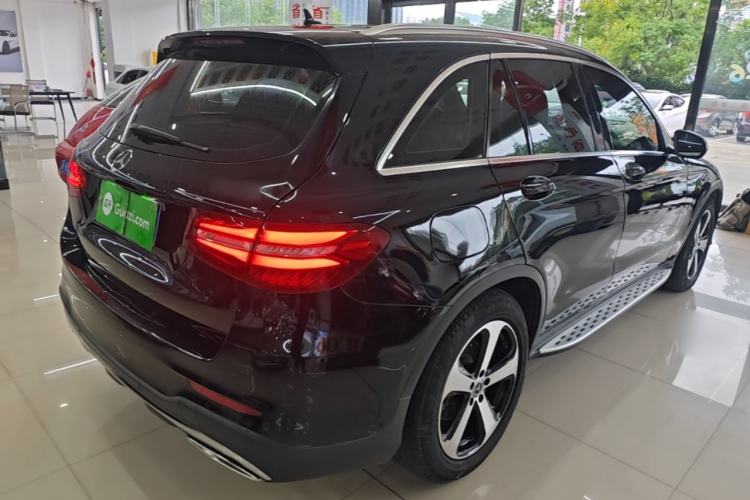 Used Mercedes-Benz GLC 2018 Facelift GLC 260 4MATIC Luxury Edition Rear Right 45 Deg