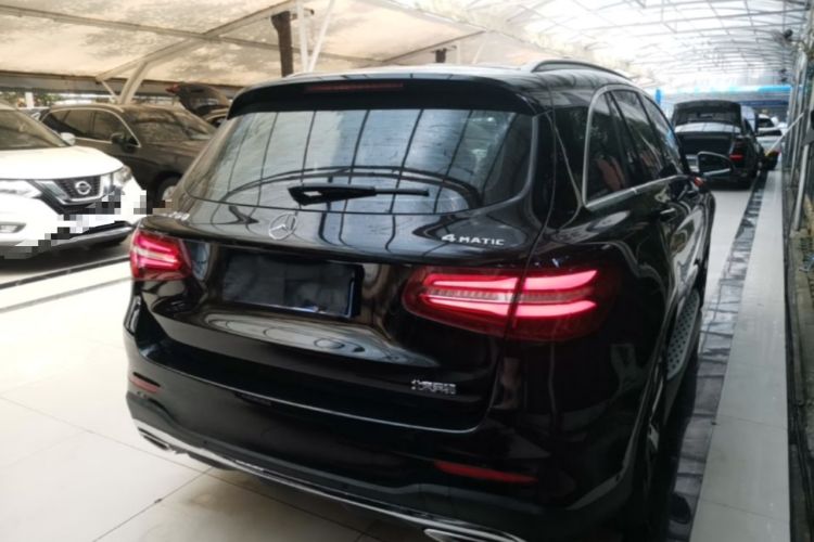 Used Mercedes-Benz GLC 2018 Facelift GLC 260 4MATIC Luxury Edition Rear Right 45 Deg
