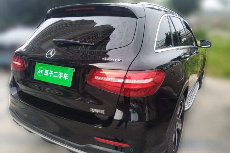 Used Mercedes-Benz GLC 2018 GLC 260 4MATIC Luxury Model Rear Right 45 Deg