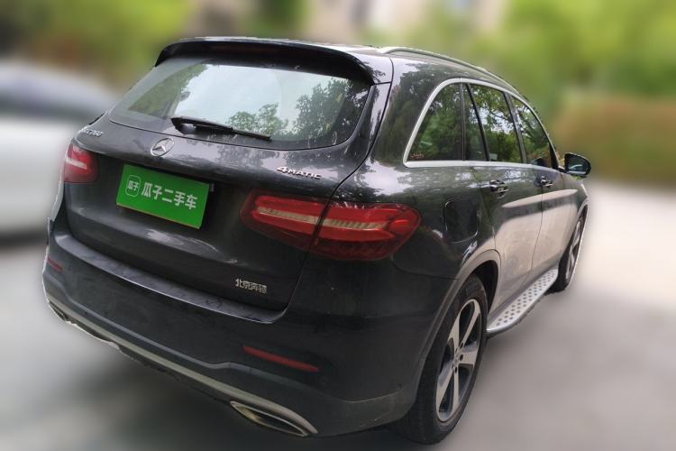 Used Mercedes-Benz GLC 2018 GLC 260 4MATIC Luxury Model Rear Right 45 Deg