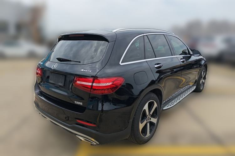 Used Mercedes-Benz GLC 2018 GLC 260 4MATIC Luxury Model Rear Right 45 Deg