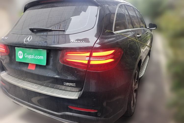 Used Mercedes-Benz GLC 2018 Facelift GLC 260 4MATIC Luxury Edition Rear Right 45 Deg