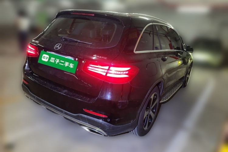 Used Mercedes-Benz GLC 2018 GLC 260 4MATIC Luxury Model Rear Right 45 Deg