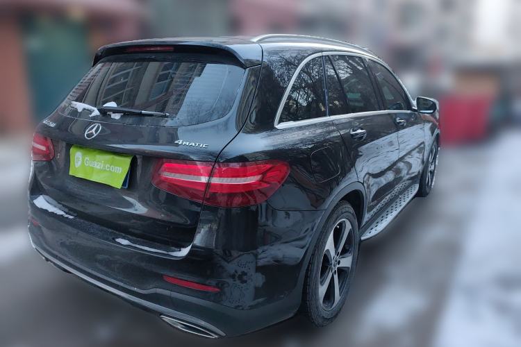 Used Mercedes-Benz GLC 2018 GLC 260 4MATIC Luxury Model Rear Right 45 Deg