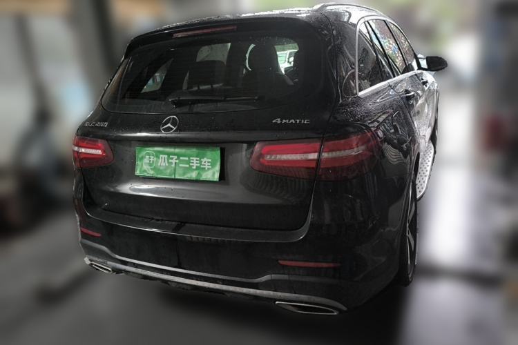 Used Mercedes-Benz GLC 2018 GLC 260 4MATIC Luxury Model Rear Right 45 Deg