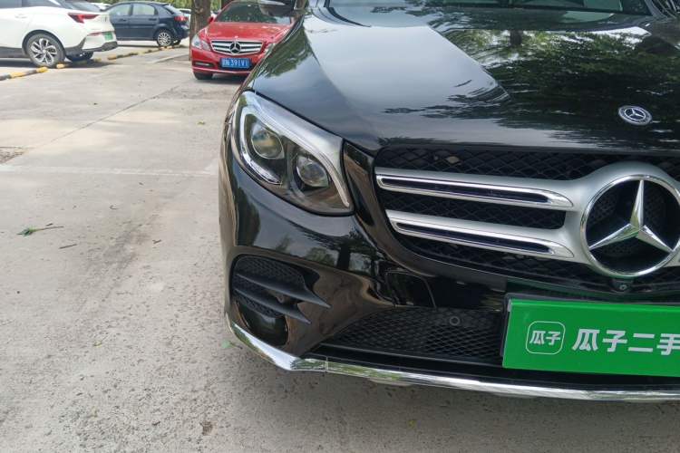 Used Mercedes-Benz GLC 2018 GLC 300 4MATIC Sport Edition Right Front Headlight