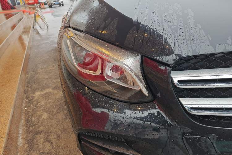 Used Mercedes-Benz GLC 2018 Facelift GLC 260 4MATIC Luxury Edition Right Front Headlight