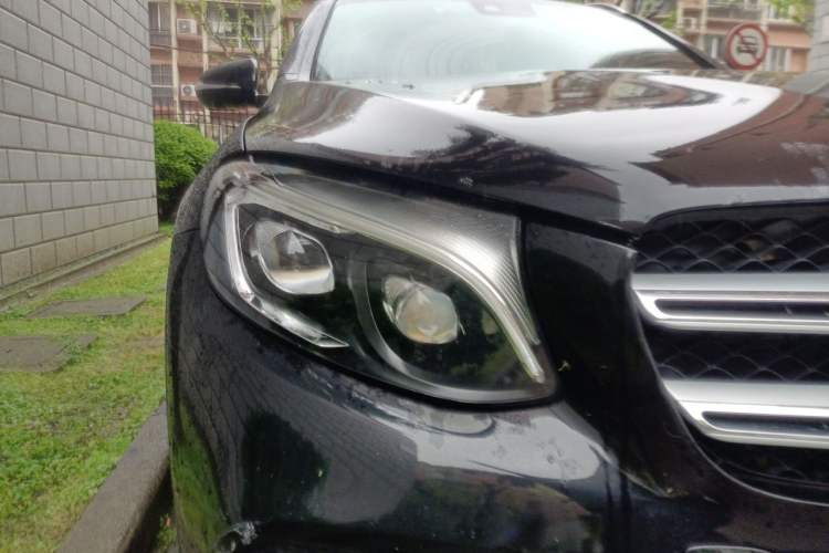 Used Mercedes-Benz GLC 2018 Refreshed GLC 300 4MATIC Dynamic Edition Right Front Headlight