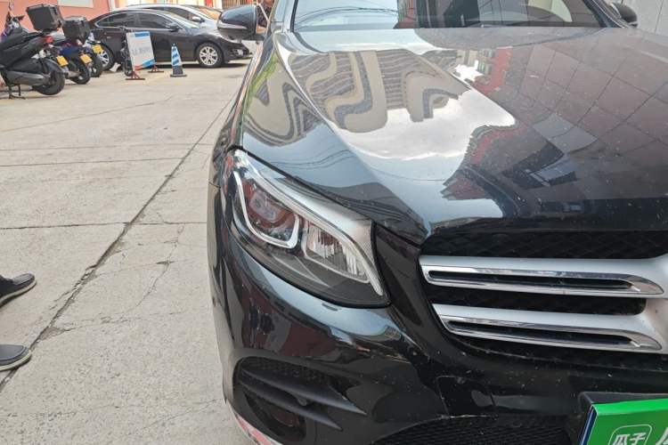 Used Mercedes-Benz GLC 2018 Facelift GLC 260 4MATIC Luxury Edition Right Front Headlight